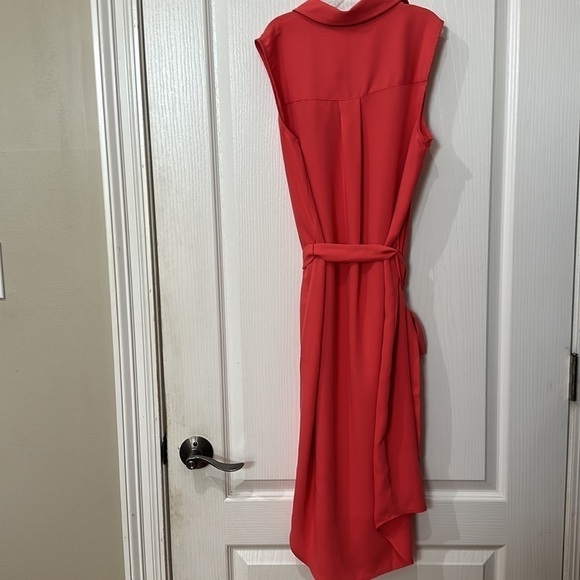 Adrienne Vittadini Sz S soft orange button  belted collar sleeveless Hi low  NWT - Picture 2 of 4